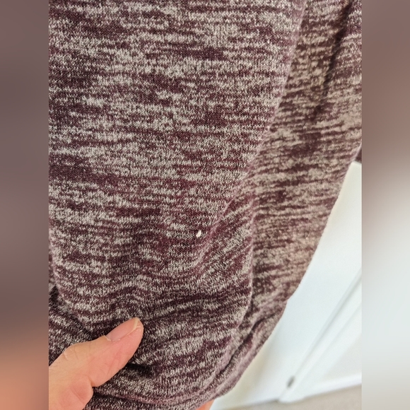 Aritzia, Wilfred Free, shirt, medium. - Picture 2 of 4